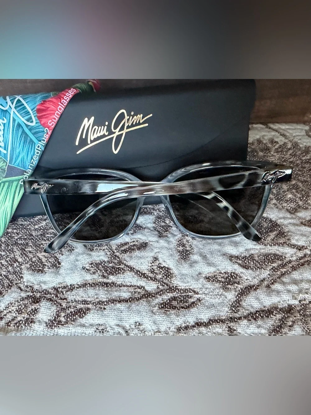 Maui Jim Honi Gray Tortoise Stripe Women’s Polarized Sunglasses